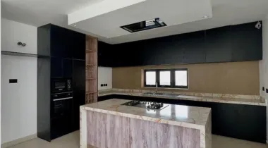 5 Bedroom Fully Detached Duplex