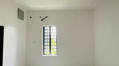 : 3 Bedroom Terrace