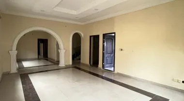 5 BED || 12 MILLION || LEKKI PHASE 1, LAGOS