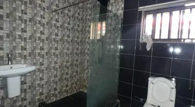 8 BED&amp; 3BQ || 40 MILLION || LEKKI PHASE 1, LAGOS