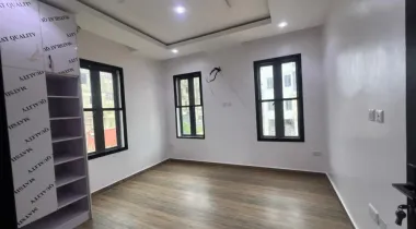 3 BED || 30 MILLION || LEKKI PHASE 1, LAGOS.