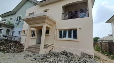 DIRECT BRIEF ‼️‼️‼️  Above is the pictures of a 4 Bedroom Semi-detached Duplex with a BQ for RENT at Eleganza Garden opposite VGC