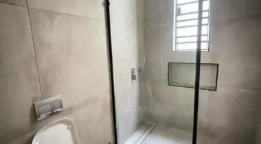 Sales Alert* 5bedroom fully detached with bq