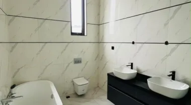 For Sale: 5 Bedroom Fully Detached Duplex and Bq with swimming pool 