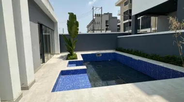 4 BEDROOM TERRACE DUPLEX WITH SWIMMING POOL AT IKATE LEKKI LAGOS FOR SALE