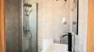 4 BEDROOM FULLY DETACHED DUPLEX FOR RENT