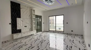 4 BEDROOM FULLY DETACHED DUPLEX FOR RENT!!!