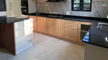 5 Bedroom Fully Detached Duplex For Rent