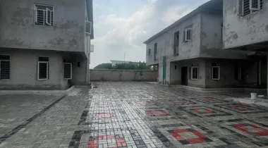 6 Units of 3 Bedrooms Semi Detached Duplex*