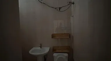 A spacious room self-con