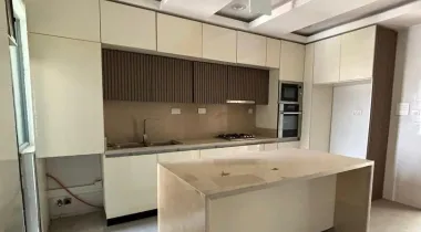 Luxury Newly Built 3 Bedroom Apartment at Lekki Phase 1 for Sale