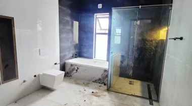 5 BEDROOM TERRACE  DUPLEX WITH SWIMMING POOL AT IKOYI LAGOS