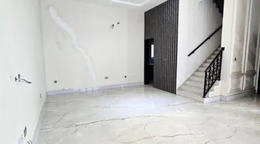 5 BEDROOM TERRACE  DUPLEX WITH SWIMMING POOL AT IKOYI LAGOS