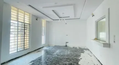 5 bedroom semi detached duplex  With a bq Available for rent 