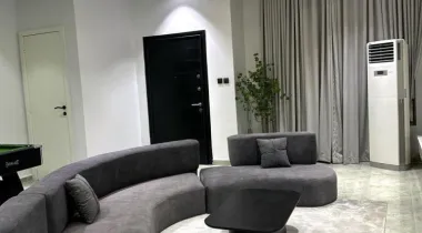 luxury 4 bedroom apartment for your home away from home experience .