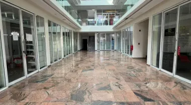 OFFICE/SHOP SPACE || 6.750 MILLION || LEKKI PHASE 1 ,LAGOS67500000