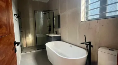 5 BED &amp; BQ || 650 MILLION || , LEKKI, PHASE 1, LAGOS