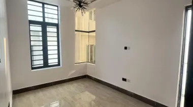 5 BED &amp; BQ || 750 MILLION || , LEKKI, PHASE 1, LAGOS  For Sales