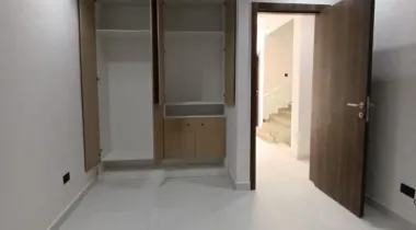 4 Bedroom Terrace Duplex With Bq