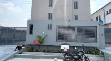 LUXURY 2BEDROOM SERVICED APARTMENT WITH BQ FOR SALE