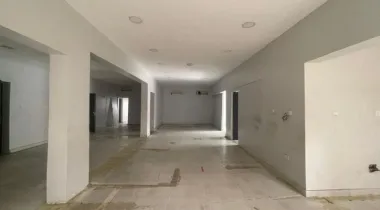 Spacious Cornerpiece Bungalow available for RENT for Commercial use only located Off Admiralty Way, Lekki Phase 1.