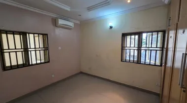 2 Bedroom Apartment Located at VI