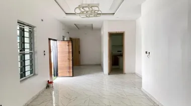 4 BEDROOM TERRACE FOR RENT