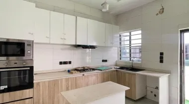 4 BEDROOM TERRACE FOR RENT