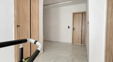 4 BEDROOM TERRACE FOR RENT