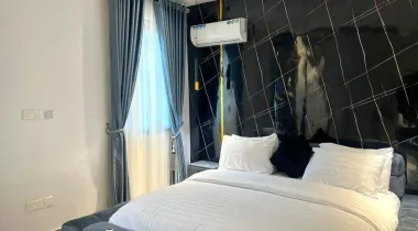 A brand new Luxury 1 bedroom with 2 Balconies, Swimming pool, Snooker Board, Gym, Game Cards &amp; Board Game*