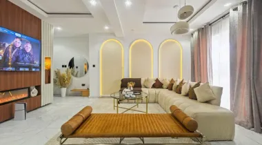 *A Spacious Luxury 1 bedroom with PS5, 2 Balconies &amp; Private Gym*