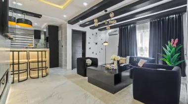 Spacious Luxury 1 bedroom with PS5, 2 Balconies &amp; Private Golf Area