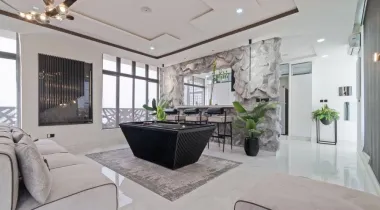 Luxurious 3bedroom penthouse villa with city view! Everything private! No parties allowed