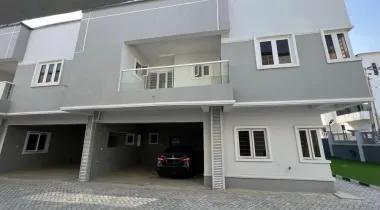 3 bed + BQ terrace for rent