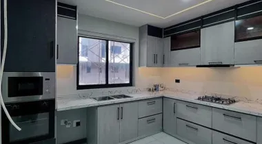 5 Bedroom Fully Detached Duplex With Swimming Pool For SALE Located at Lekki Phase 1.