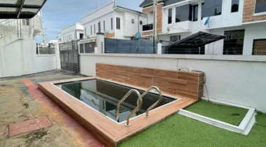 4 Bedroom Semi Detached House With Fitted Kitchen, en suite Bedrooms, etc. Available For RENT Located At Ikota, Lekki.