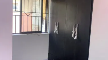 Newly renovated  3 bedroom flat apartment  Available for rent 