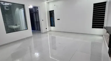 EXCLUSIVELY FINISHED TO TASTE LUXURY 5BED FULLY DETACHED DUPLEX WITH BQ