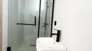 5Bedrooms Fully-Detached Duplex with Bq for Sale!! .