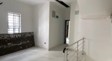 Brand new 4 bedroom semi detached duplex