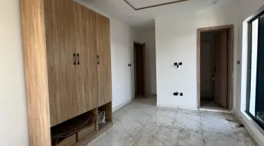 1/2/3 Bedroom Apartments And BQ For SALE Located At Ikate, Lekki.