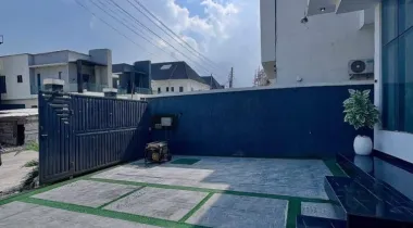 5 Bedroom Fully Detached Duplex With Swimming Pool For SALE Located At Ajah.