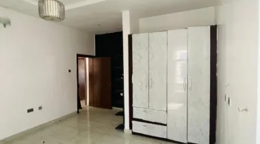 5 bedroom fully detached with a bq and a swimming pool 