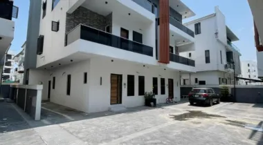 4 Bedroom Semi Detached Duplex For SALE Located At Ikate Lekki.