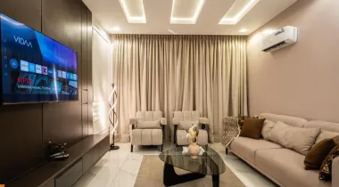 Luxury 1/2-Bedroom Serviced Apartment