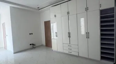 5 Bedroom Semi Detached Duplex Located At New Road, Lekki.