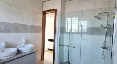 5 Bedroom Semi Detached Duplex Located At New Road, Lekki.