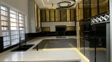 Beautifully Built 5 Bedroom Fully Detached Duplex with a Boys Quarter is Available For Sale at Lekki Phase 1, Lekki Lagos.