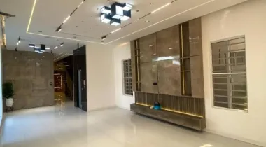 Beautifully Built 5 Bedroom Fully Detached Duplex with a Boys Quarter is Available For Sale at Lekki Phase 1, Lekki Lagos.