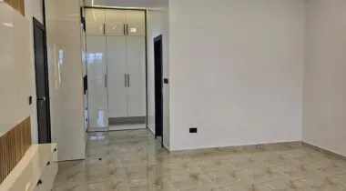 Distressed Sale A luxurious 5 bedroom fully detached duplex with Bq in Pinnock Beach Estate, Osapa, Lekki. Lagos